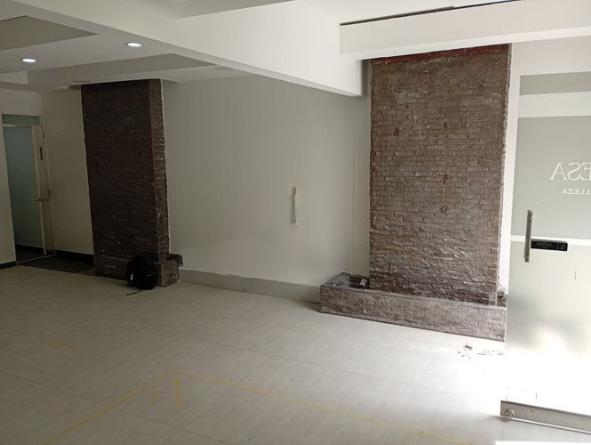 Local en arriendo en El Poblado, Medellín, 60 m² · foto 6 de 10