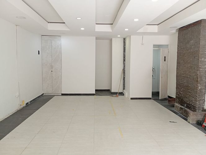 Local en arriendo en El Poblado, Medellín, 60 m² · foto 2 de 10