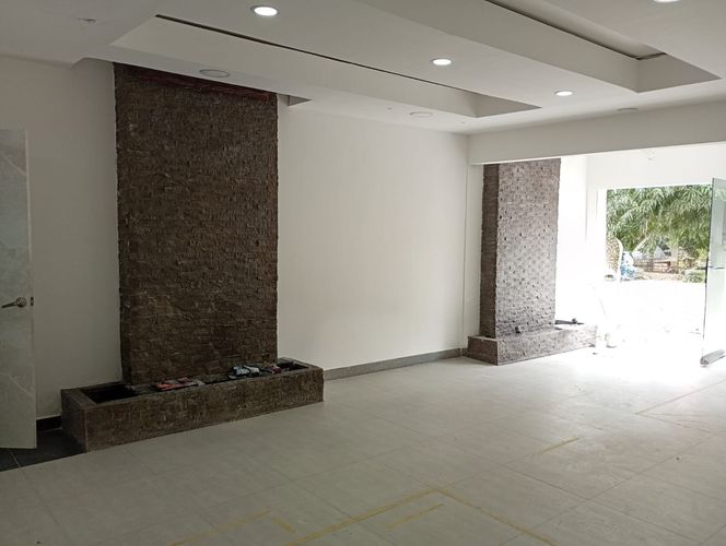 Local en arriendo en El Poblado, Medellín, 60 m² · foto 5 de 10