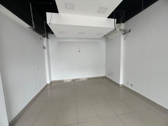 Local en arriendo en El Poblado, Medellín, 30 m² · foto 8 de 8
