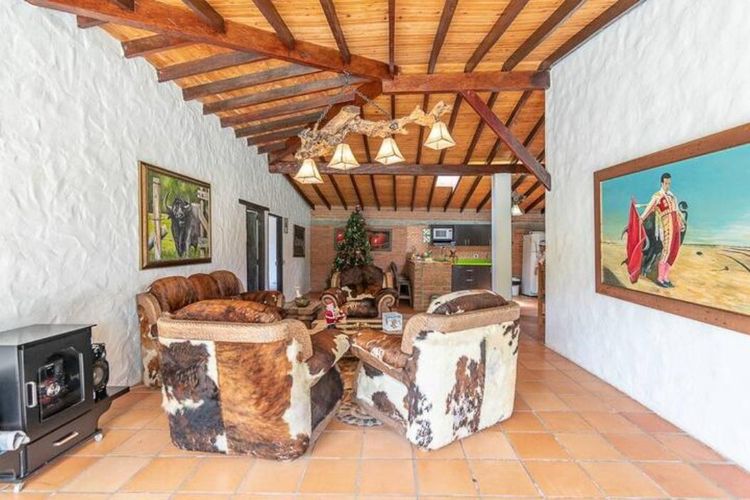Finca en venta en San Nicolas, La Ceja, 3416 m² · foto 11 de 13