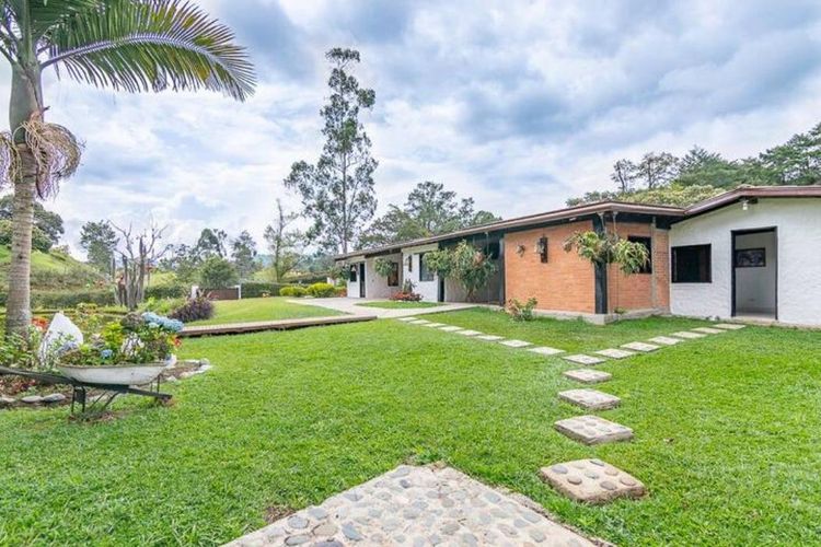 Finca en venta en San Nicolas, La Ceja, 3416 m² · foto 8 de 13