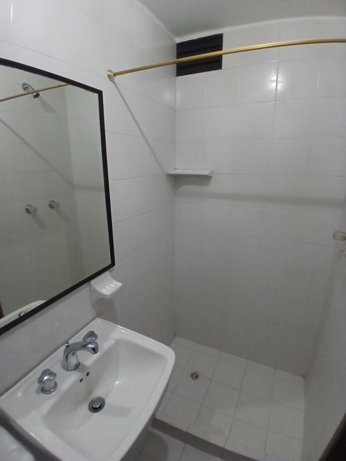 Apartamento de 4 alcobas en venta en Pinares, Pereira, 105 m² · foto 5 de 16