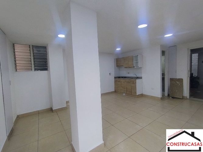 Oficina en arriendo en Belén Rosales, Medellín, 45 m² · foto 5 de 11