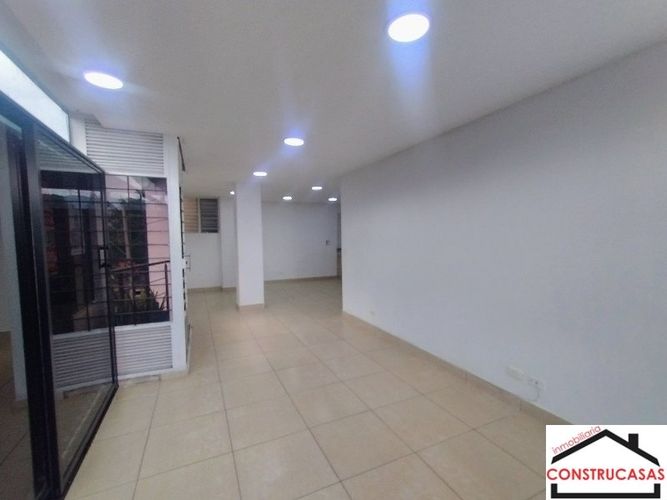 Oficina en arriendo en Belén Rosales, Medellín, 45 m² · foto 9 de 11