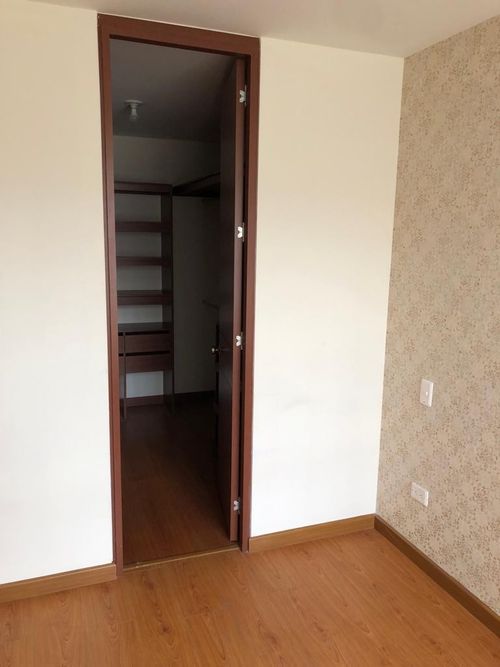 Apartamento de 3 alcobas en venta en Zona Centro, Madrid, 70 m² · foto 12 de 22