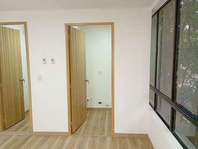 Oficina en arriendo en El Poblado, Medellín, 34 m² · foto 8 de 9