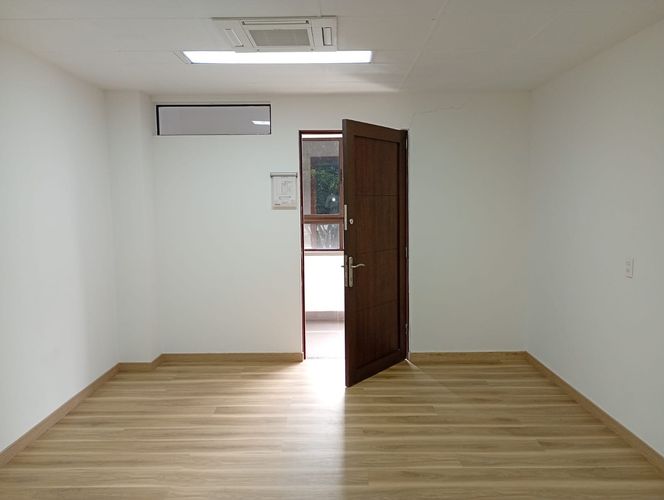 Oficina en arriendo en El Poblado, Medellín, 34 m² · foto 4 de 9