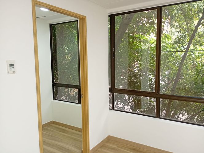 Oficina en arriendo en El Poblado, Medellín, 34 m² · foto 3 de 9