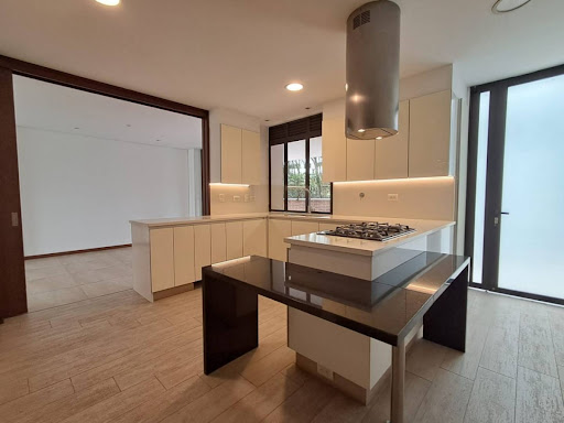 Apartamento en arriendo en San Lucas, Medellín · foto 4 de 24