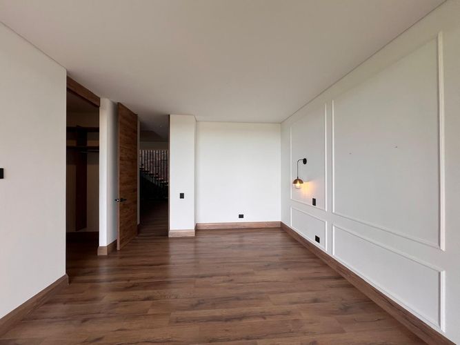Casa de 3 alcobas en venta en Loma Del Chocho, Envigado · foto 9 de 19