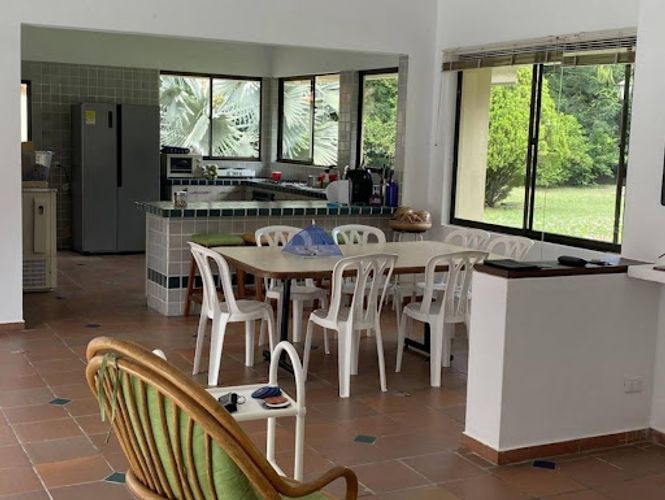 Casa de 6 alcobas en venta en Girardot, Girardot, 379 m² · foto 10 de 24