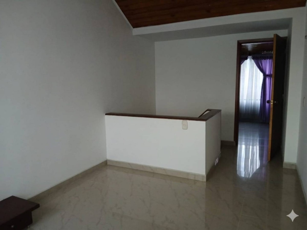 Casa en venta en Ub. Ciudadela Colsubsidio, Bogotá · foto 8 de 18