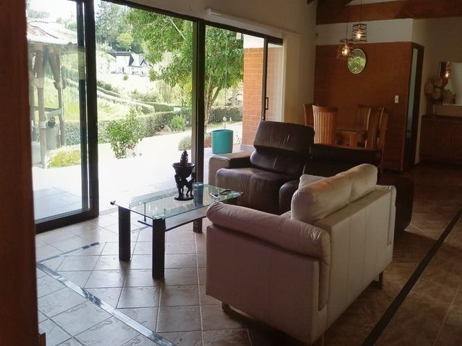 Finca en arriendo en Sajonia, Rionegro, 270 m² · foto 2 de 24