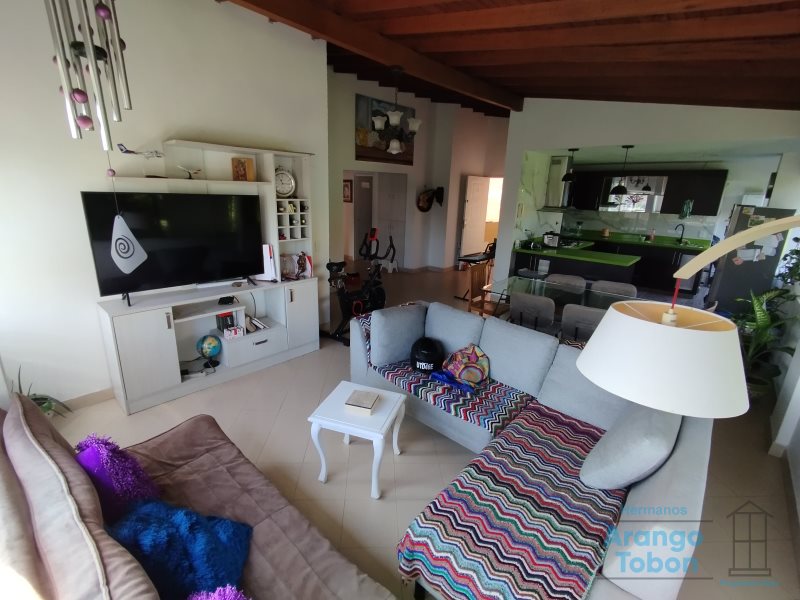 Apartamento en venta en San joaquin, Medellín 2