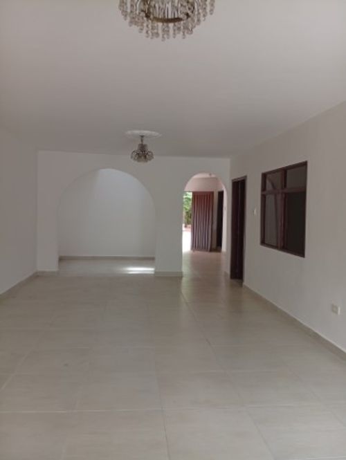 Casa de 7 alcobas en venta en El Trebol, Cali, 215 m² · foto 5 de 24