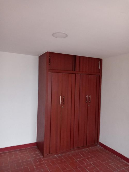 Casa de 7 alcobas en venta en El Trebol, Cali, 215 m² · foto 23 de 24