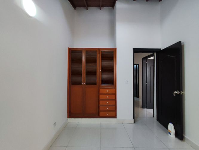 Casa de 4 alcobas en venta en Prados Del Norte, Cúcuta, 111 m² · foto 5 de 12