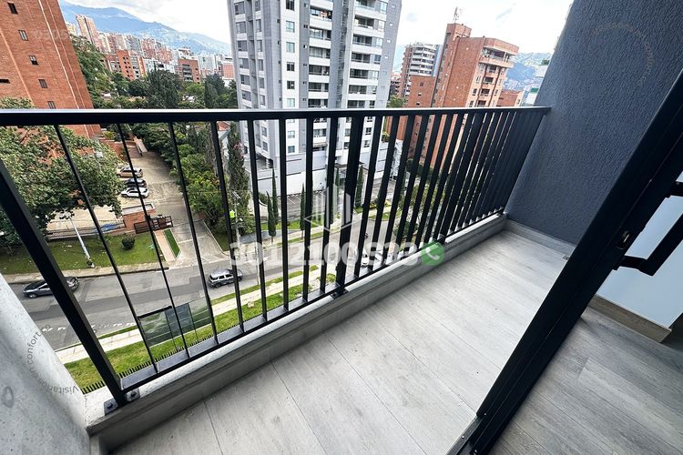 Apartamento de 2 alcobas en arriendo en Castropol, Medellín, 109 m² · foto 21 de 24