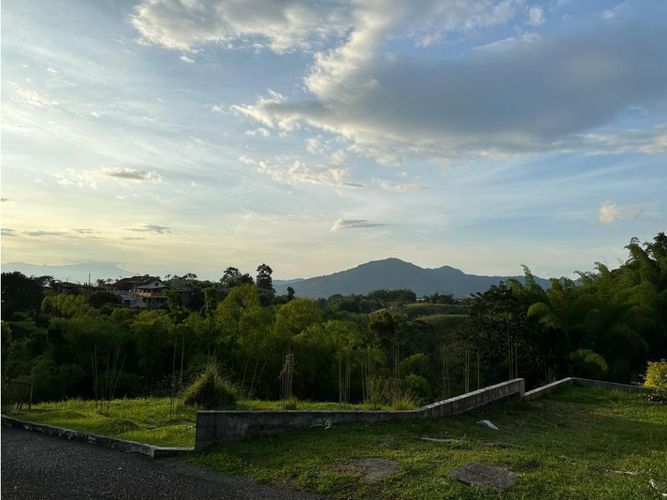 Lote en venta en Tribunas Corcega, Pereira, 1585 m² · foto 6 de 13