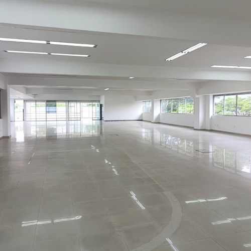 Local en arriendo en Ciudad Capri, Cali, 571 m² · foto 3 de 17