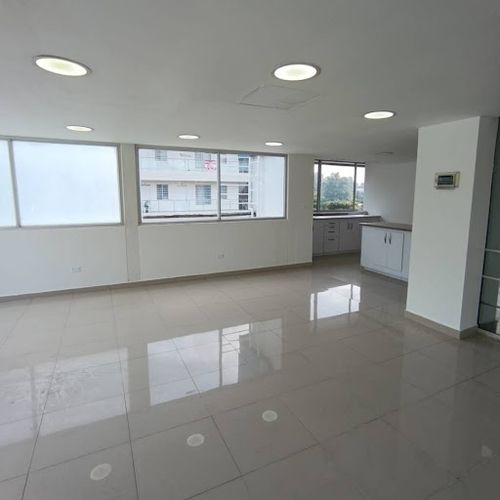 Local en arriendo en Ciudad Capri, Cali, 571 m² · foto 7 de 17