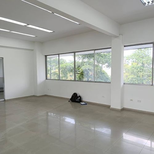 Local en arriendo en Ciudad Capri, Cali, 571 m² · foto 10 de 17