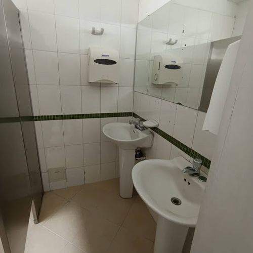 Local en arriendo en Ciudad Capri, Cali, 571 m² · foto 13 de 17