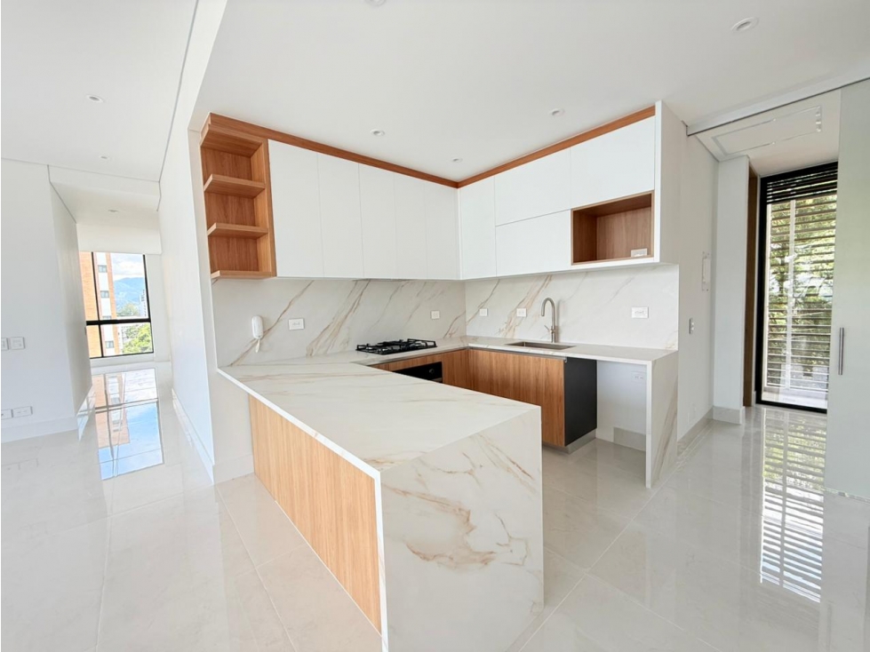 Apartamento en venta en Pinares, Pereira · foto 3 de 15