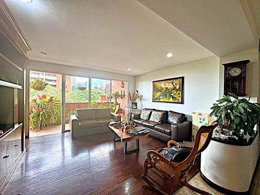 Apartamento en venta en Los Balsos, Medellín 2