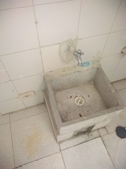 Local en arriendo en La Candelaria, Medellín, 25 m² · foto 9 de 14
