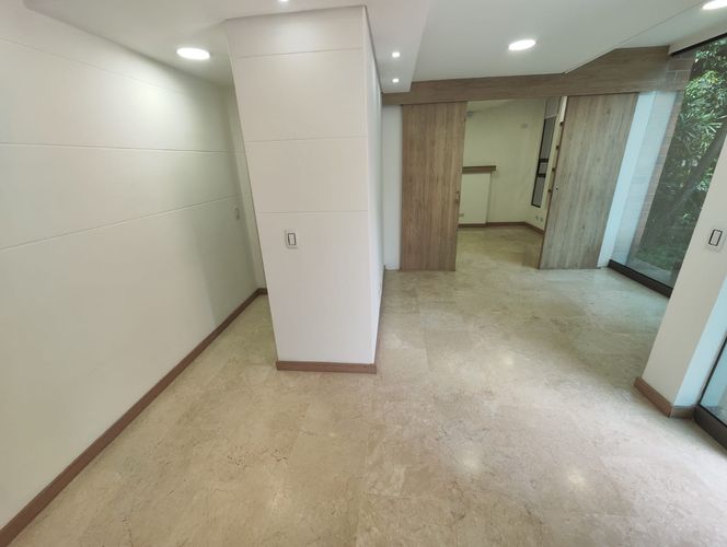 Local en arriendo en Laureles, Medellín, 36 m² · foto 3 de 10