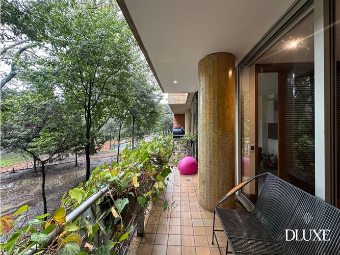Apartamento de 3 alcobas en venta en Chico, Bogotá, 205 m² · foto 14 de 24