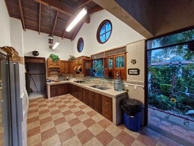 Casa de 4 alcobas en venta en Ricaurte, Ricaurte, 540 m² · foto 13 de 23