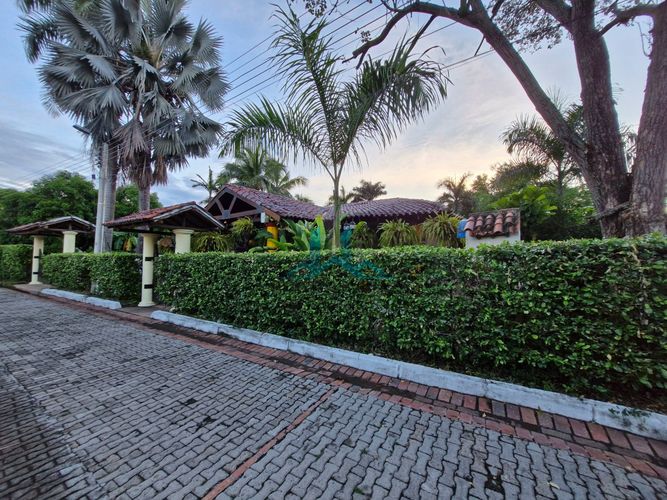 Casa de 4 alcobas en venta en Ricaurte, Ricaurte, 540 m² · foto 4 de 23