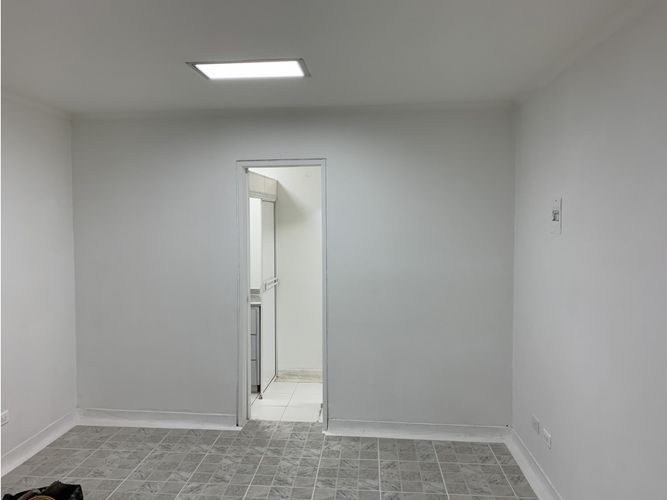 Local en venta en El Centro, Manizales, 29 m² · foto 4 de 6