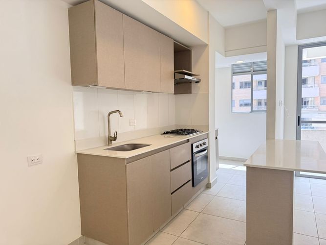 Apartamento de 2 alcobas en arriendo en Otraparte, Envigado, 78 m² · foto 3 de 15