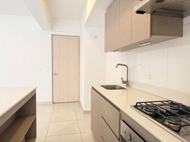 Apartamento de 2 alcobas en arriendo en Otraparte, Envigado, 78 m² · foto 5 de 15