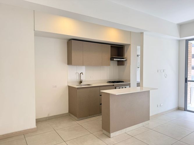 Apartamento de 2 alcobas en arriendo en Otraparte, Envigado, 78 m² · foto 4 de 15