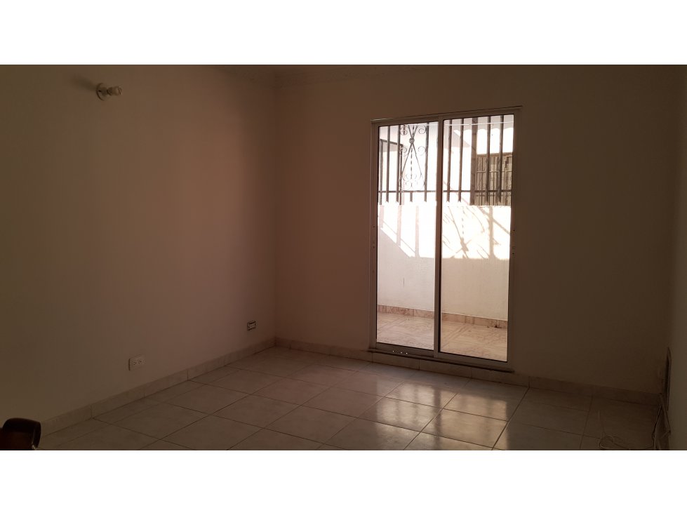 Casa en venta en Los Alcazares, Santa Marta · foto 5 de 21