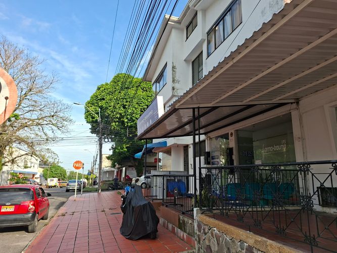 Local en arriendo en Barzal Bajo Sur, Villavicencio, 20 m² · foto 3 de 10