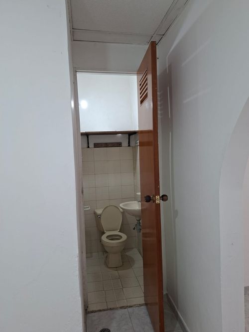 Local en arriendo en Barzal Bajo Sur, Villavicencio, 20 m² · foto 8 de 10