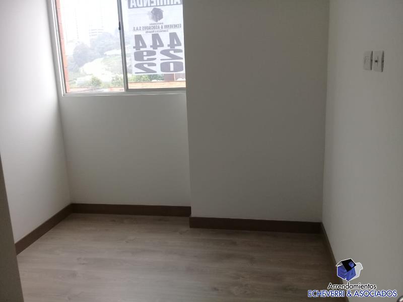 Apartamento en venta en La Cuenca, Envigado · foto 3 de 9