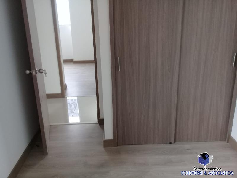 Apartamento en venta en La Cuenca, Envigado · foto 8 de 9