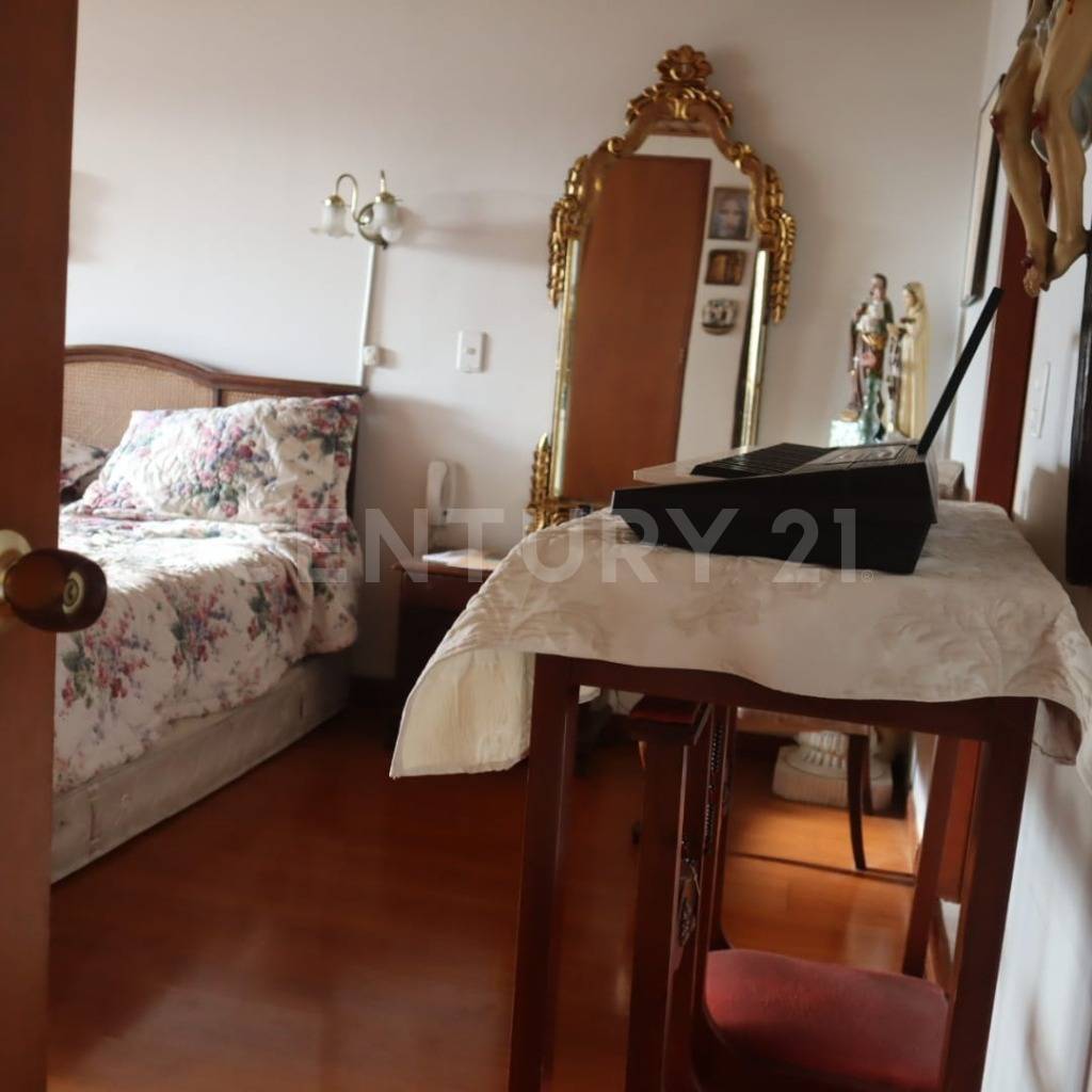 Apartamento en venta en Santa Barbara, Bogotá · foto 8 de 20