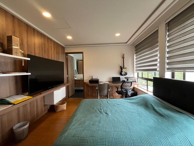 Casa de 4 alcobas en venta en El Poblado, Medellín, 440 m² · foto 9 de 19
