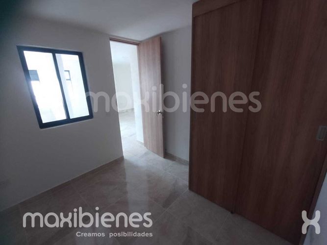 Apartamento de 3 alcobas en venta en El Tablazo - Canoas, Copacabana, 71 m² · foto 4 de 14