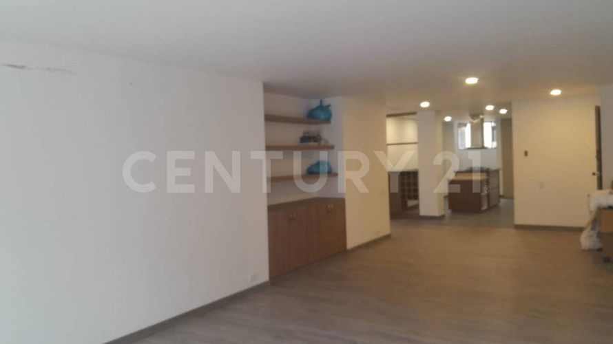 Apartamento en venta en Chico Norte, Bogotá · foto 3 de 11