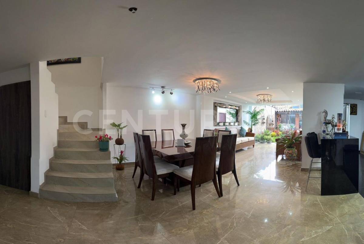 Casa en venta en Las Villas, Bogotá · foto 2 de 24