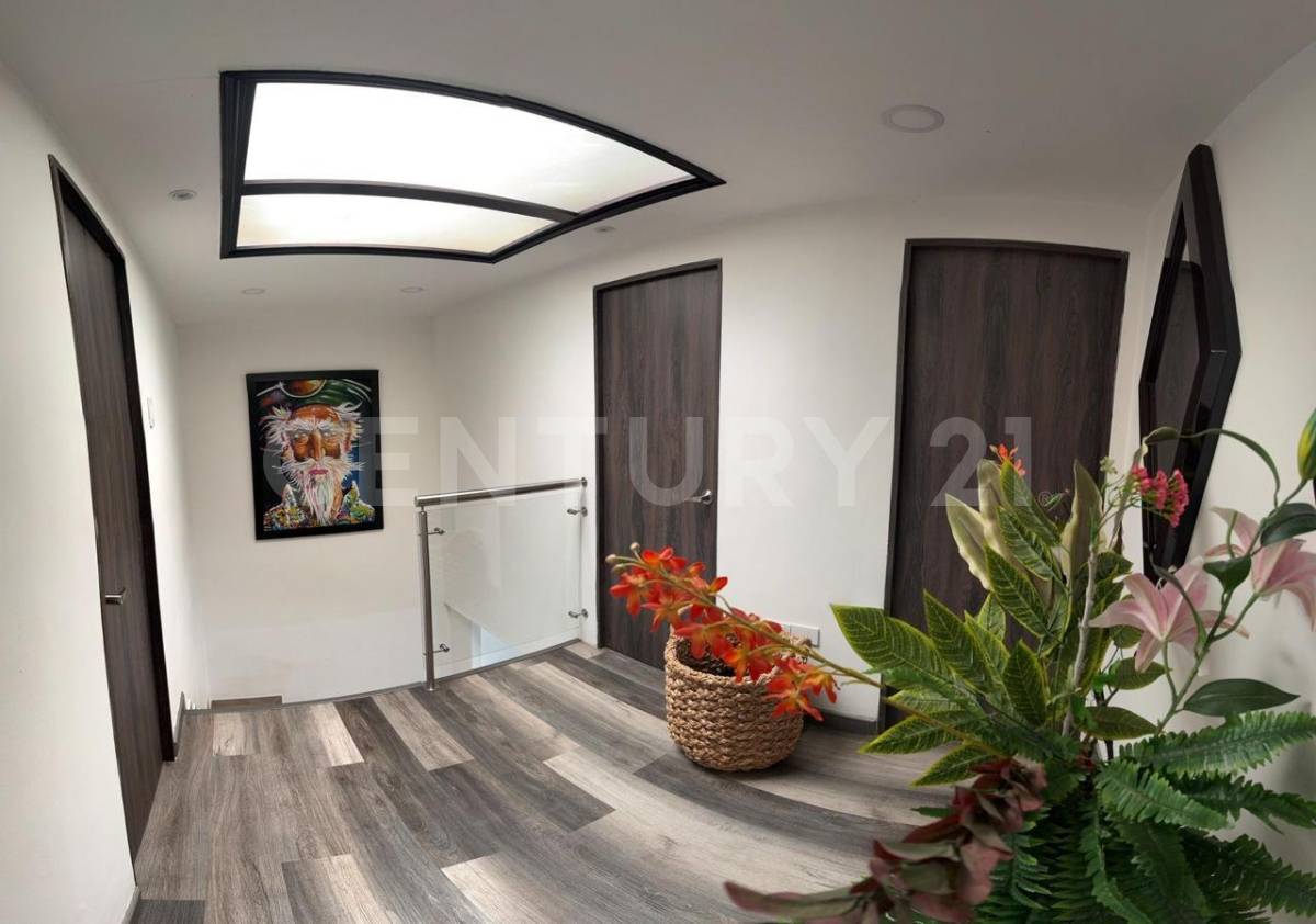 Casa en venta en Las Villas, Bogotá · foto 7 de 24